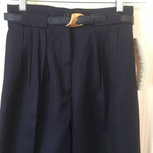 VINTAGE DRESS PANTS IN NAVY - HAVE TAGS